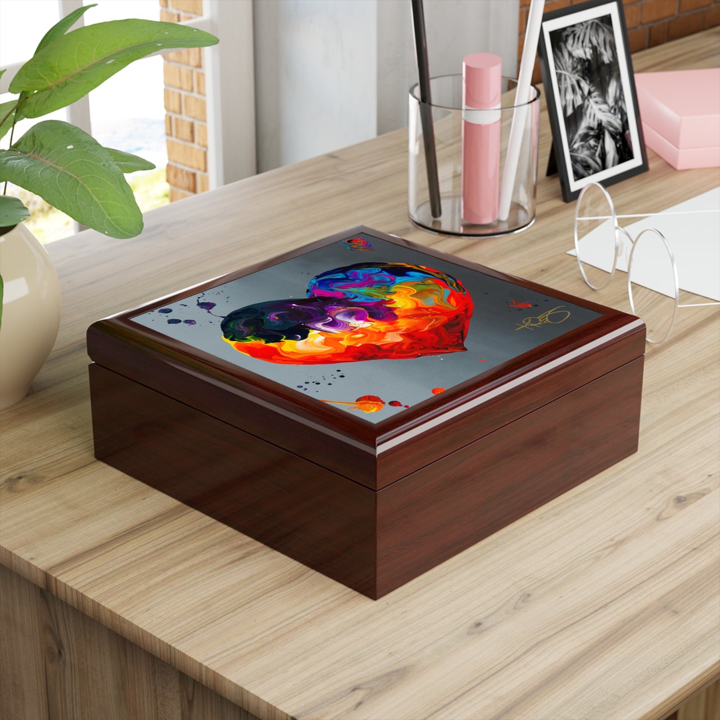 Love of Kre8tion Kre8 Jewelry Box / Valuables Chest