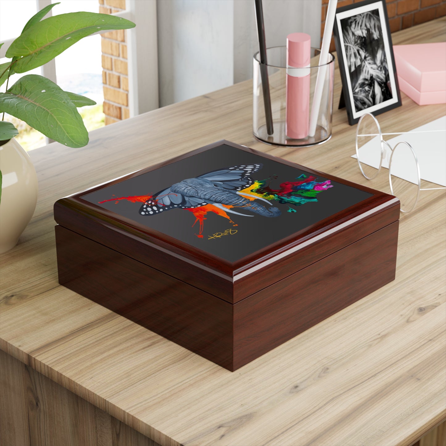 Kre8ed by Power Kre8 Jewelry Box / Valuables Chest