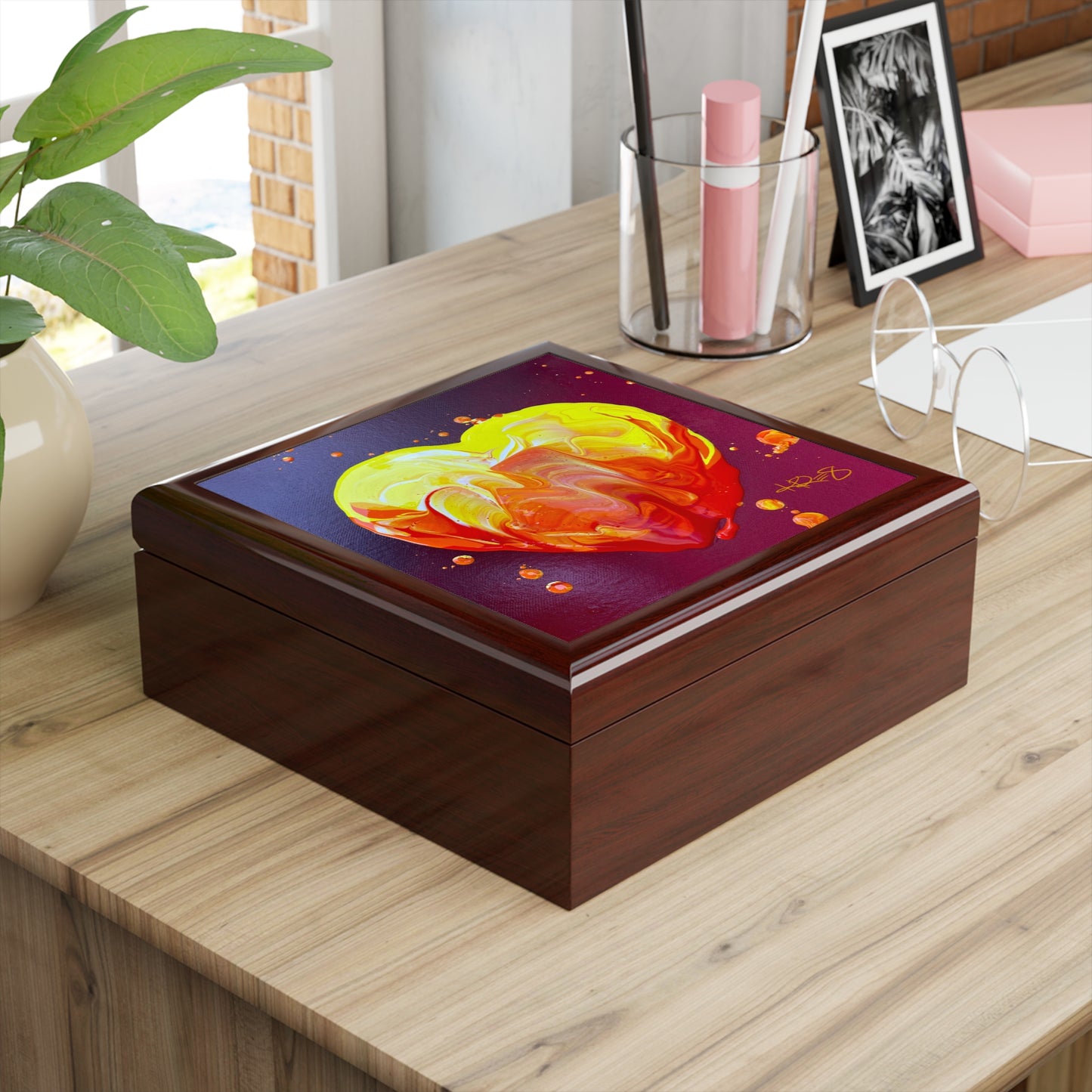 Heart of Fire Kre8 Jewelry Box / Valuables Chest