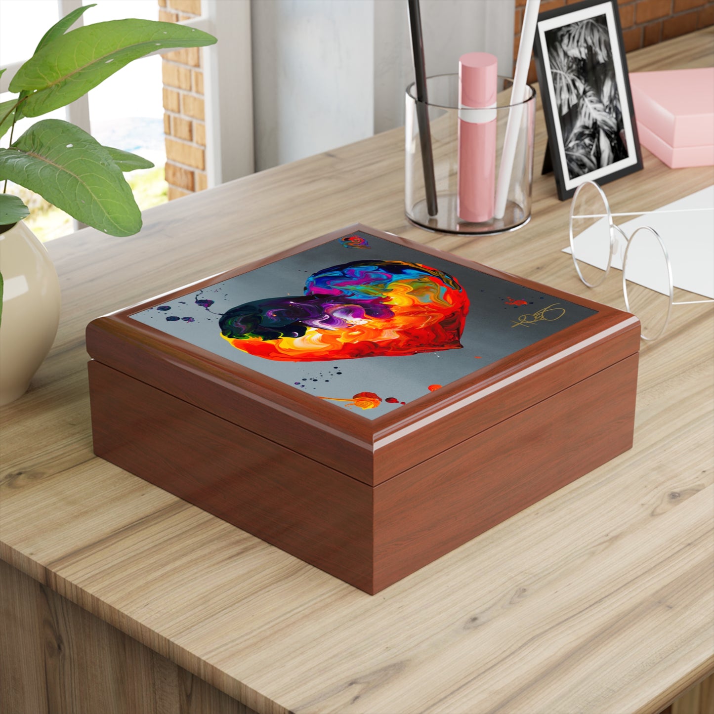 Love of Kre8tion Kre8 Jewelry Box / Valuables Chest