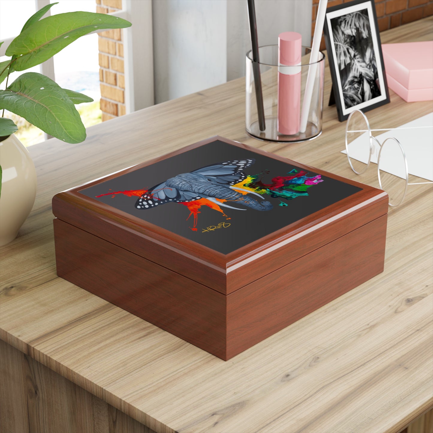 Kre8ed by Power Kre8 Jewelry Box / Valuables Chest